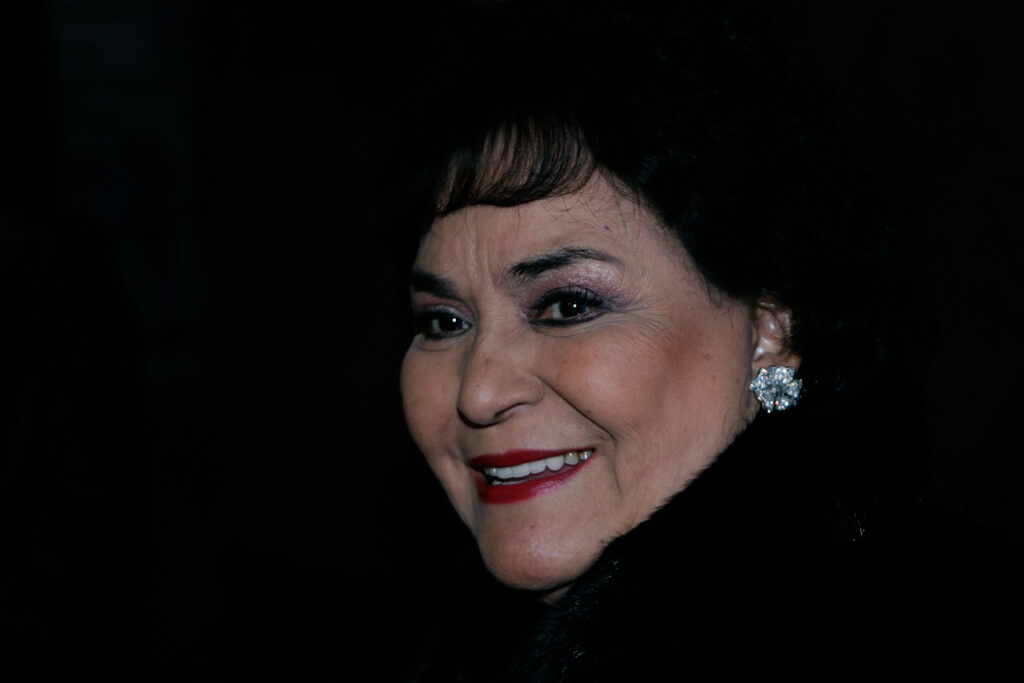 Esperan Milagro Para Carmen Salinas No Hay Ninguna Mejora En Su Salud 1 Esperan “Milagro” Para Carmen Salinas; No Hay Ninguna Mejoría En Su Salud - 2026 - El Botón
