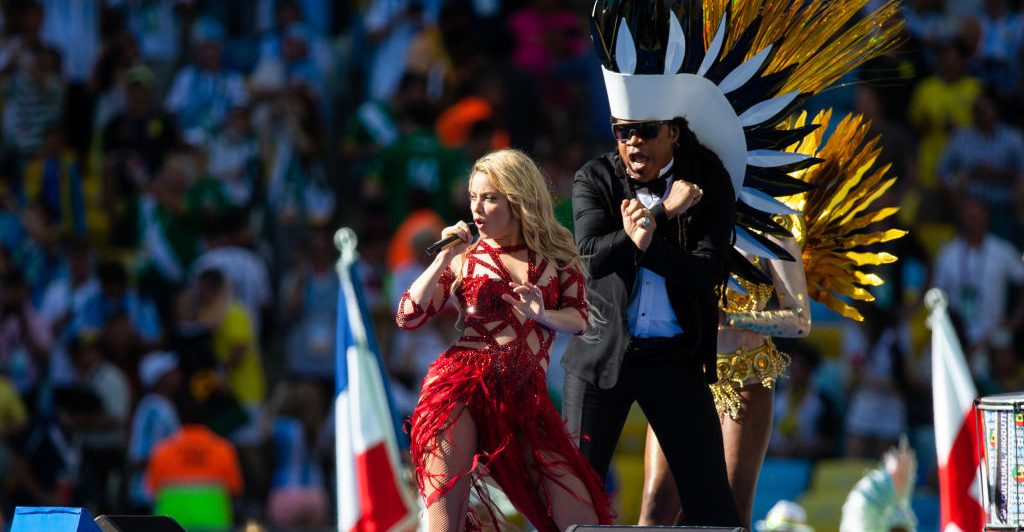 Shakira Podría Presentarse En Qatar 2022 Junto A Bts Y Black Eyed Peas