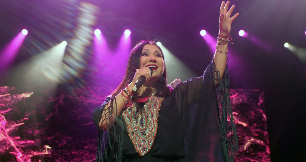 Ana Gabriel Se Peleó Con Su Público Y Habló Sobre Su Retiro De La Música