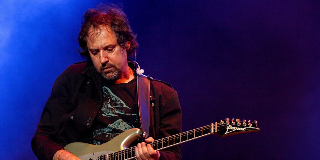 Acusan A Alejandro Marcovich De Caifanes De Violentar A Su Hija